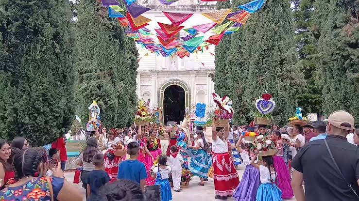 San Luis Amatlán: Fe, Cultura y Tradición en Fiesta Patronal Oaxaca