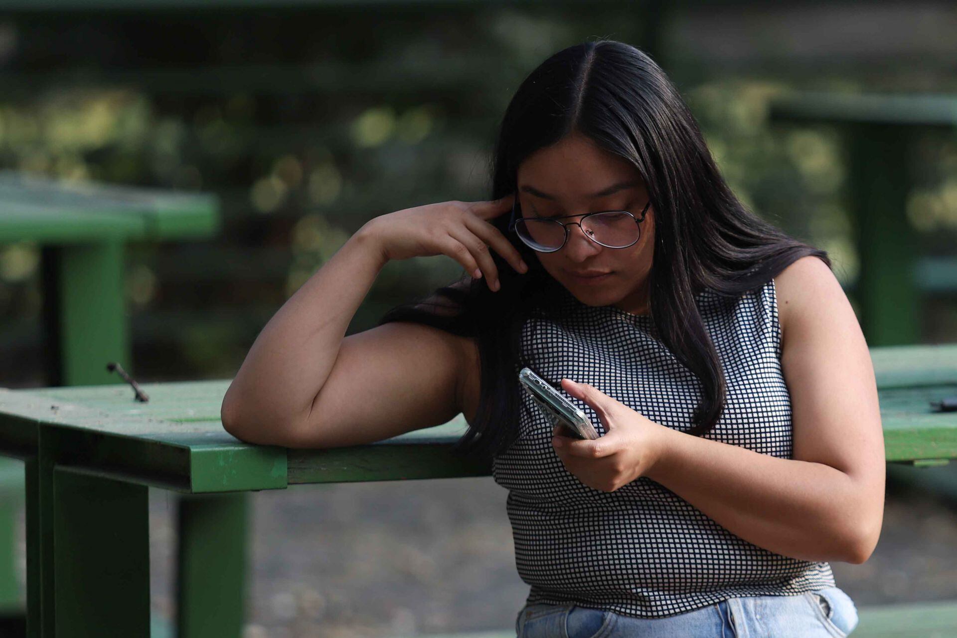Suspenden 1.9 millones de líneas móviles por no registrarse