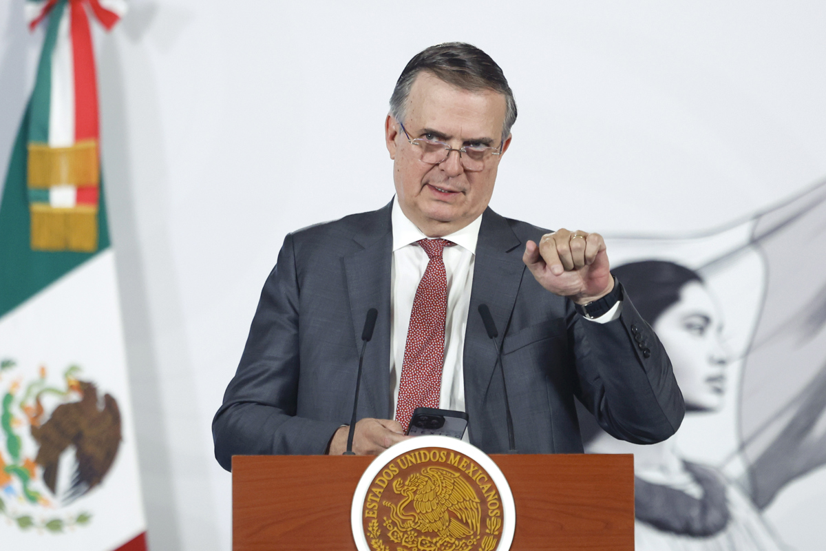 Ebrard viaja a Washington para continuar negociación con EU