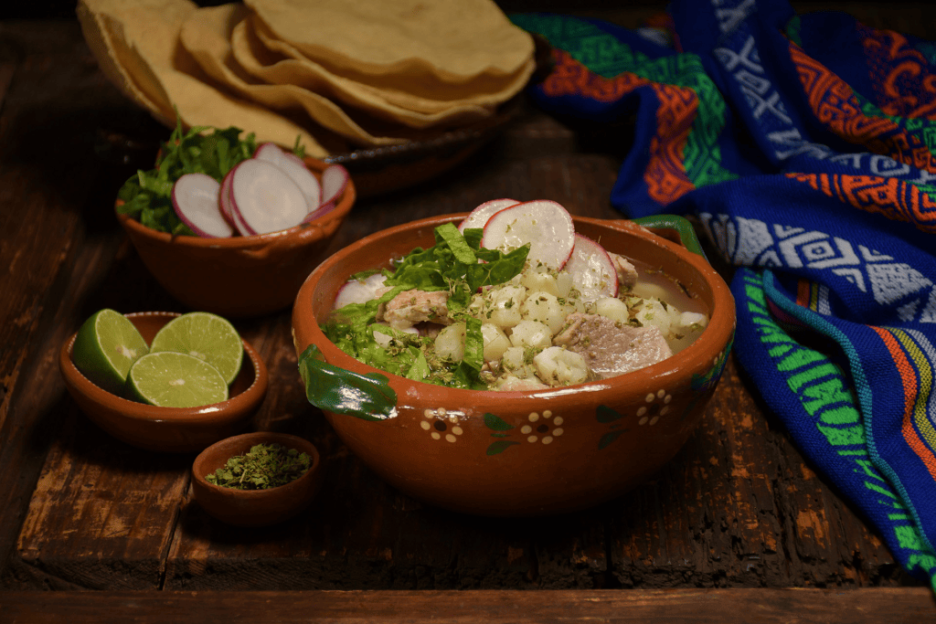 Pozole blanco para seis cuesta 292 pesos según Profeco