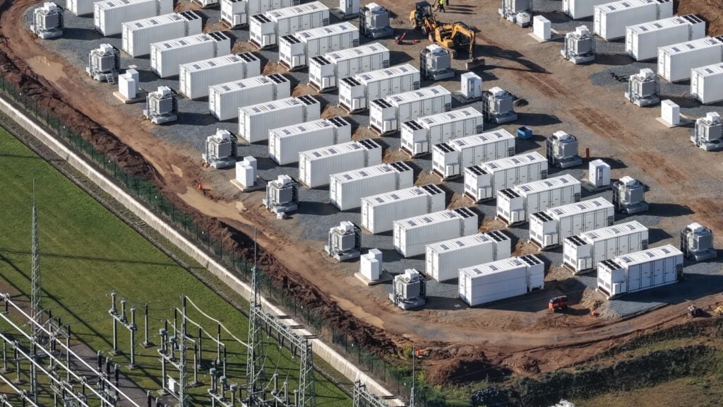 Hacienda elige a I Squared Capital para financiar energía en México