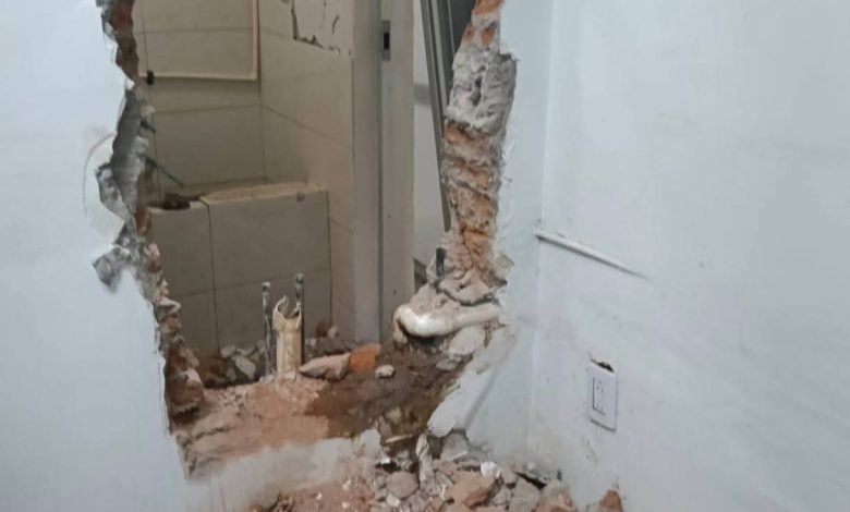 Hospital de Huixtla reordena servicios por colapso de drenaje